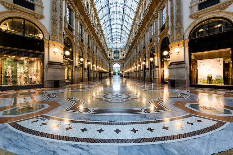La Galleria Vittorio Emanuele di Milano: storia, curiosità, scaramanzia e  leggende