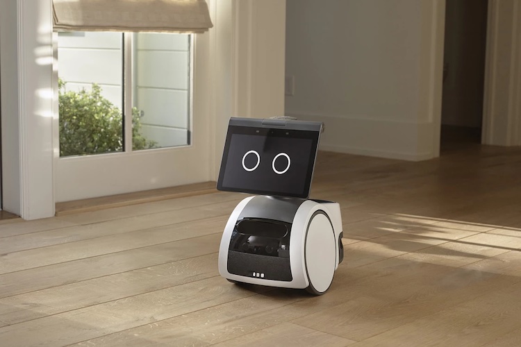 Robot domestico, Amazon presenta Astro: tra assistente e maggiordomo