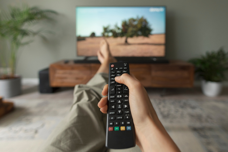 Come pulire correttamente il telecomando della TV? I consigli