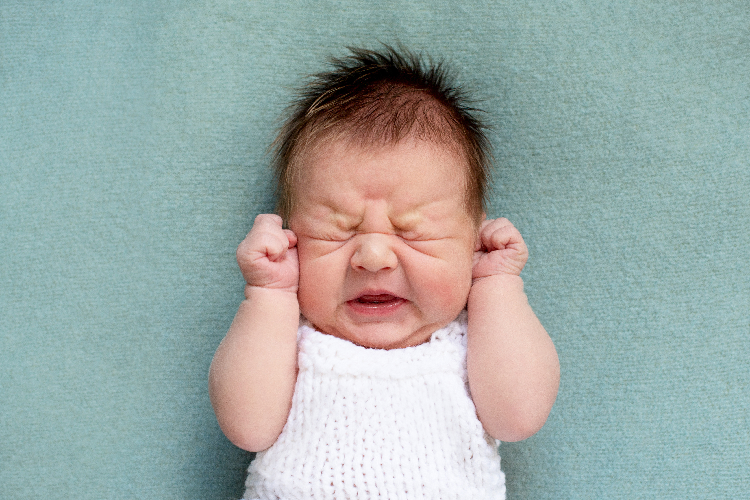 Vita in Condominio: che fare se il neonato piange sempre