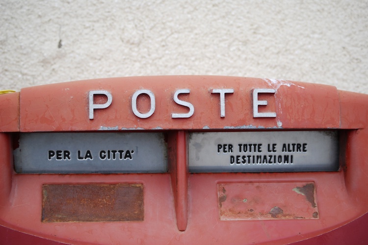 Poste Italiane: un terzo delle cassette delle lettere verranno dismesse