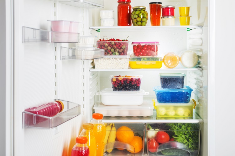 Come organizzare il frigorifero con i contenitori - Immobiliare.it News