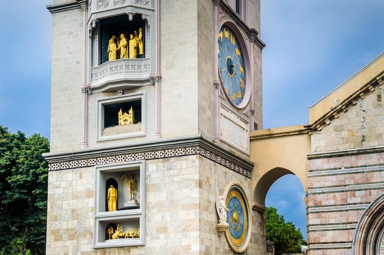 particolari del duomo di Messina